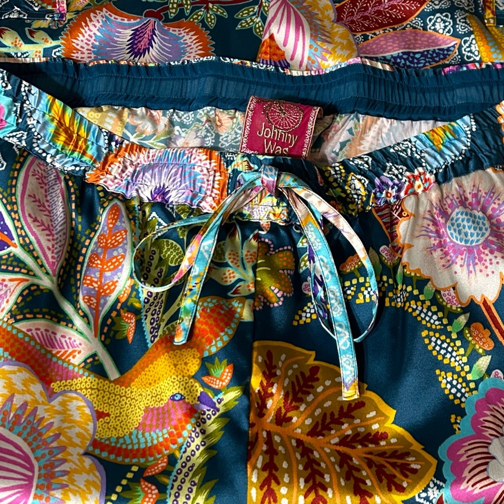 Johnny Was Vibrant Print Silk Pull On Drawstring Pants - Picture 5 of 16